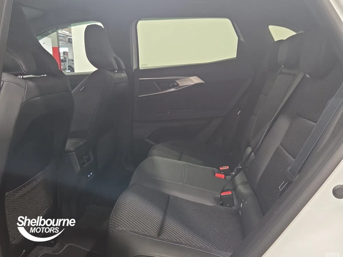 Renault Austral Estate, Petrol Hybrid, 2026, White