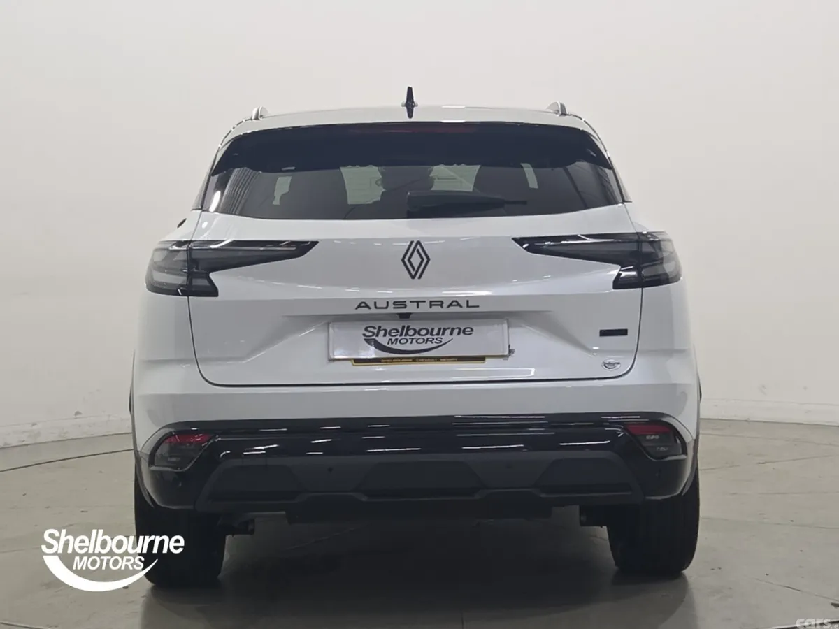 Renault Austral Estate, Petrol Hybrid, 2026, White