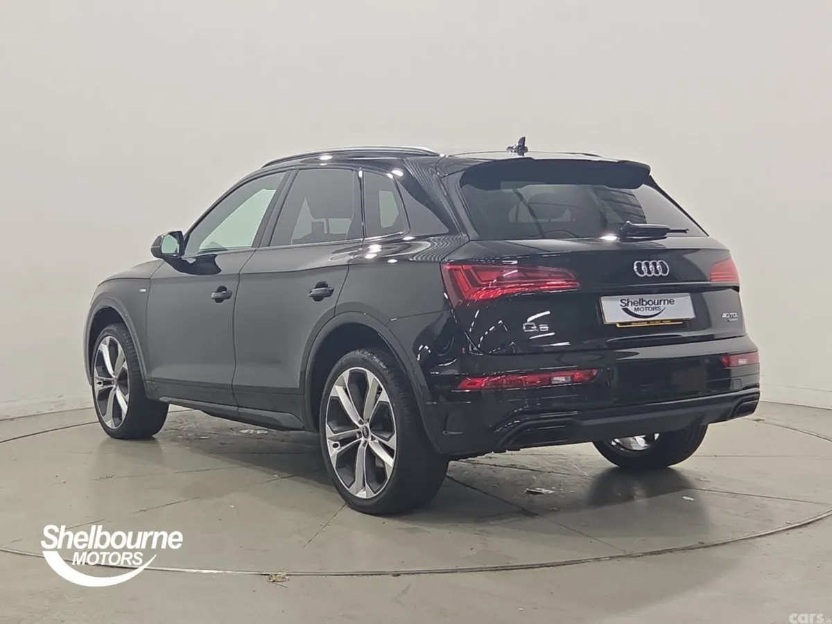 Audi Q5 SUV, Diesel, 2022, Black