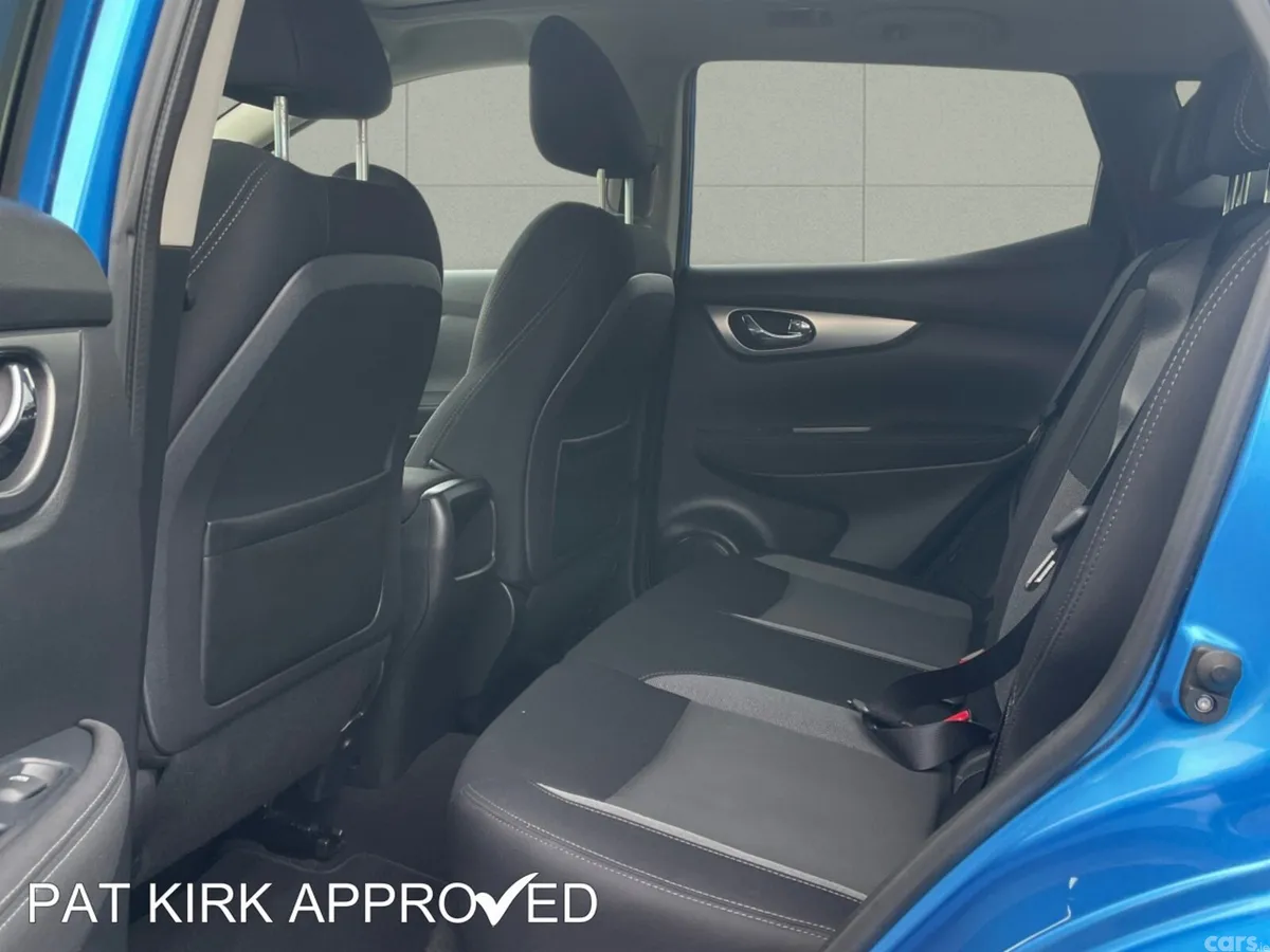 Nissan Qashqai Hatchback, Diesel, 2018, 