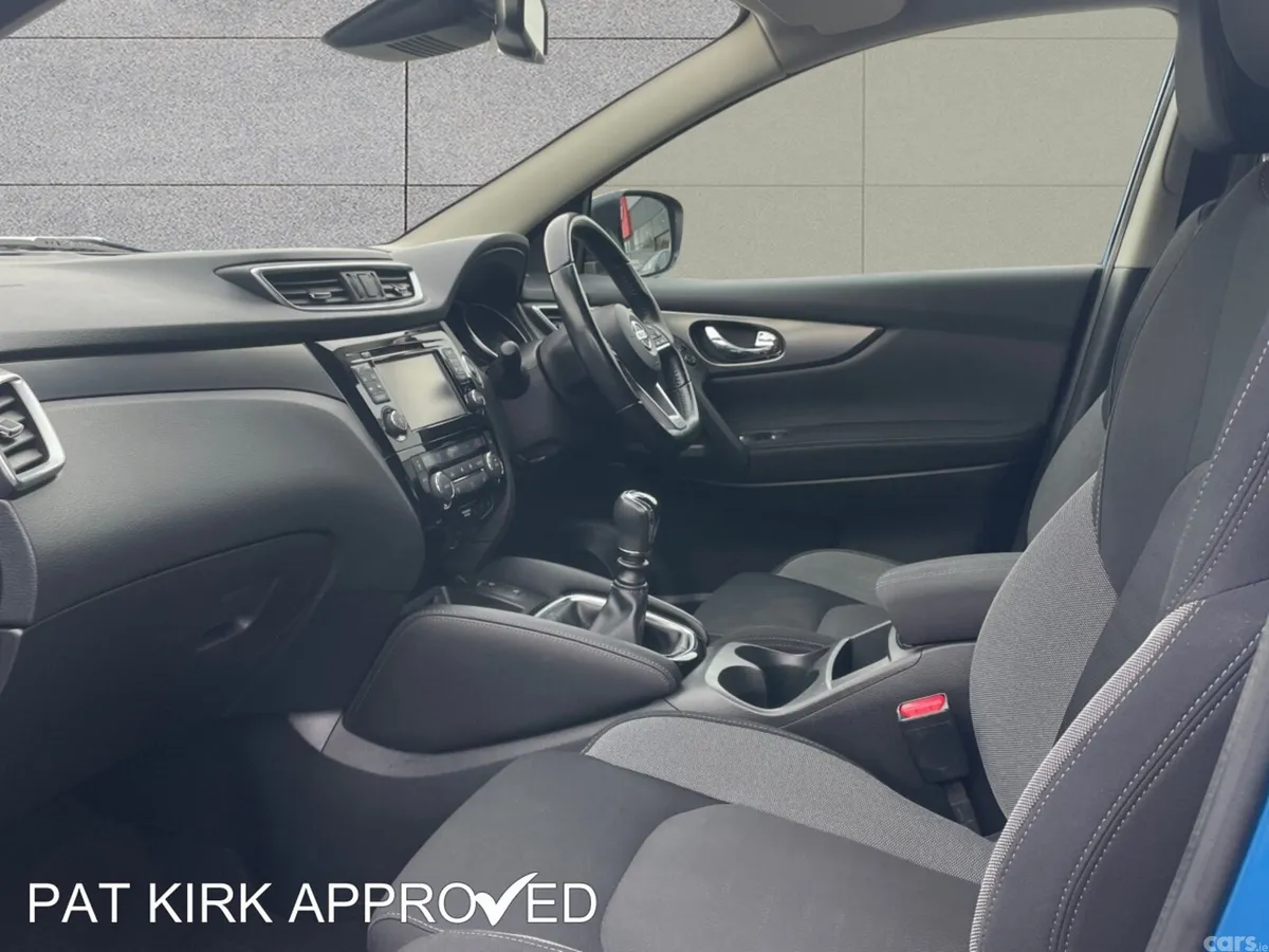 Nissan Qashqai Hatchback, Diesel, 2018, 
