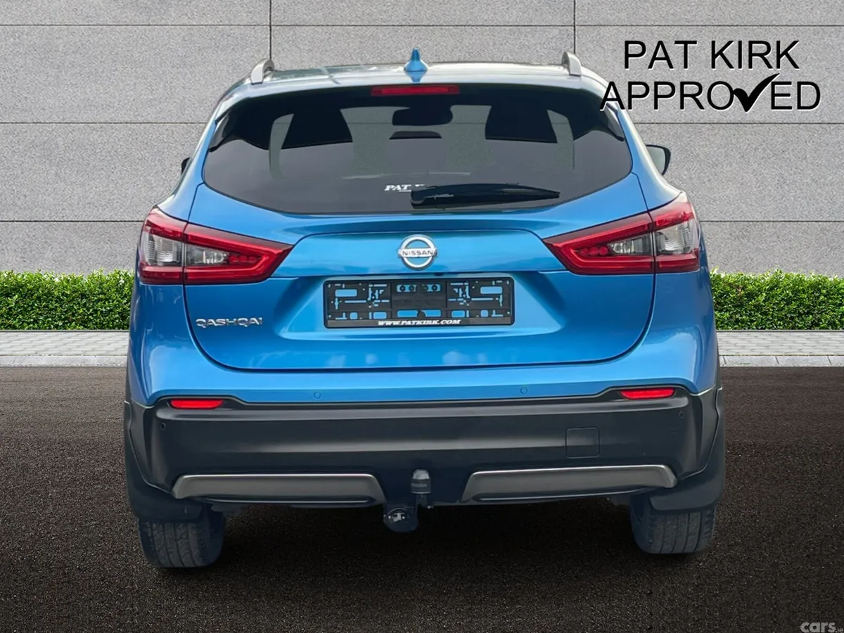 Nissan Qashqai Hatchback, Diesel, 2018, 