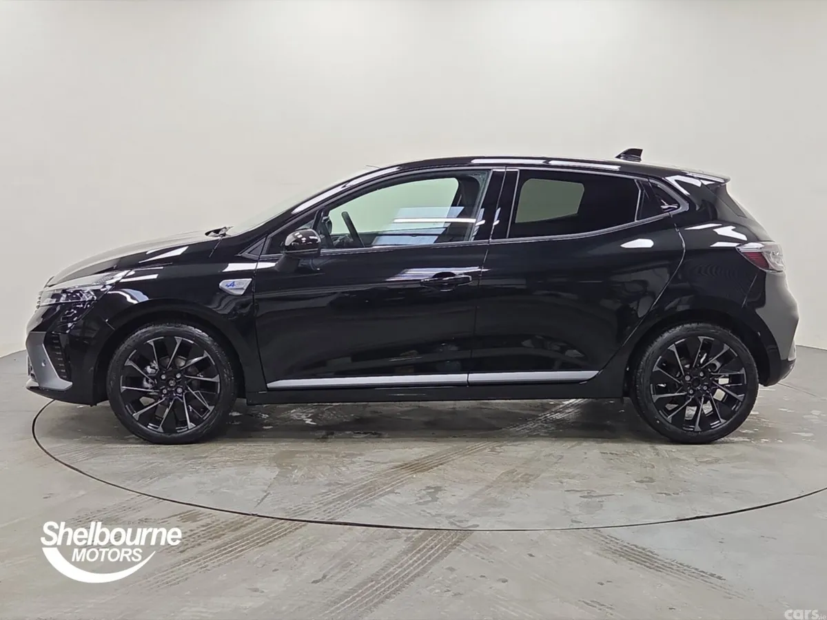 Renault Clio Hatchback, Petrol, 2025, Black