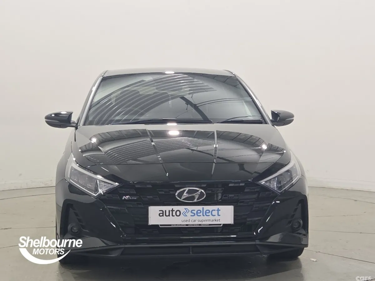 Hyundai i20 Hatchback, Petrol, 2023, Black