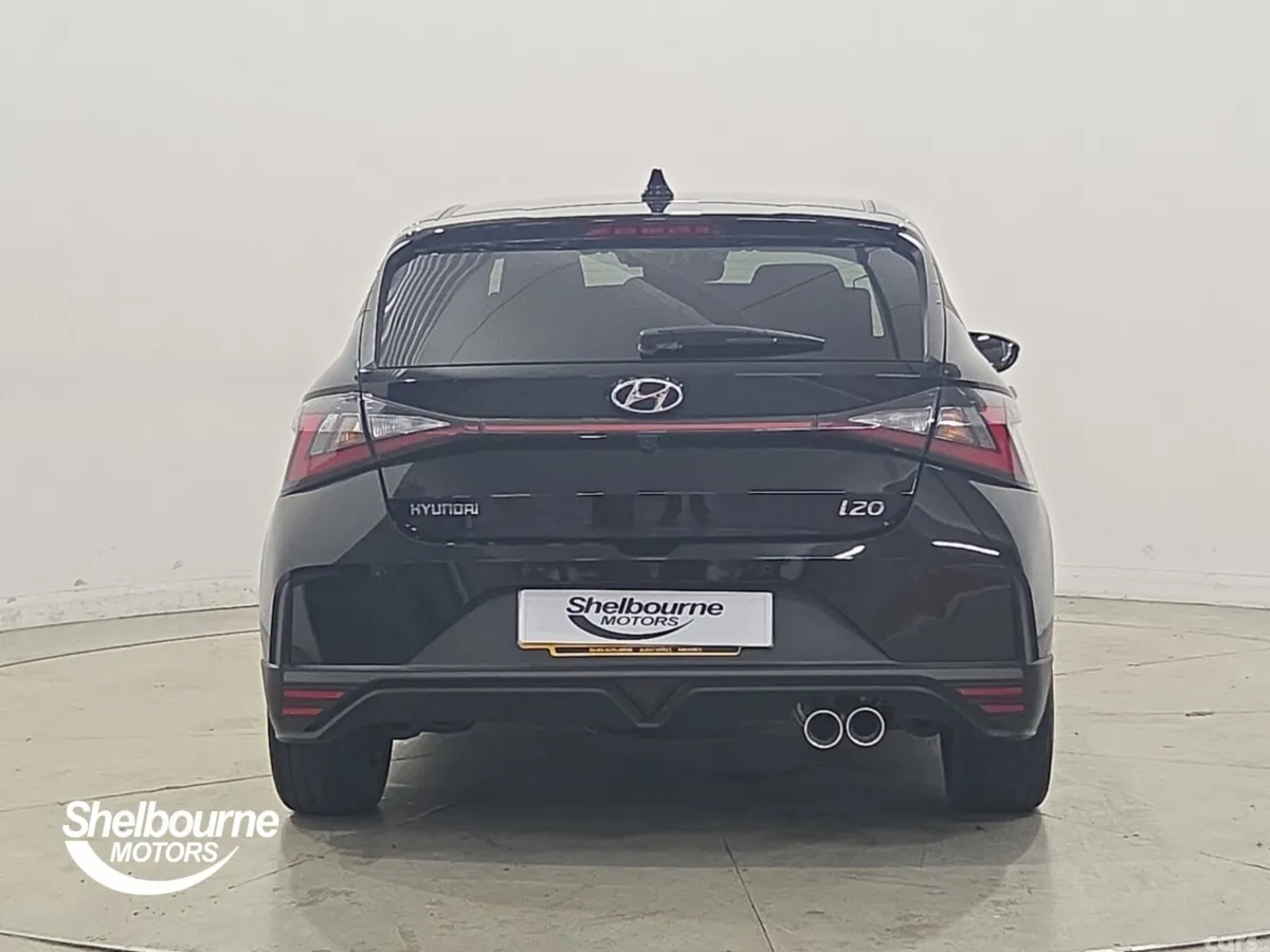 Hyundai i20 Hatchback, Petrol, 2023, Black