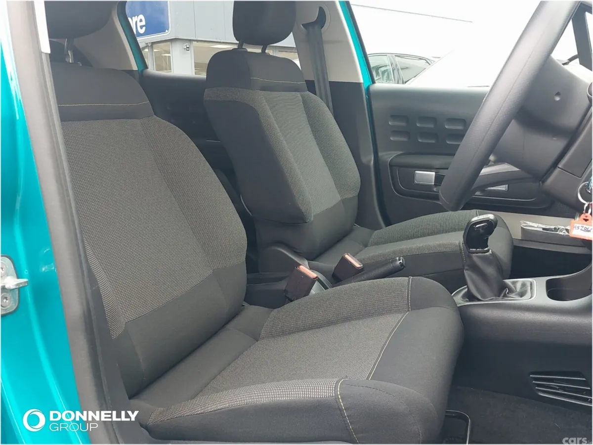 Citroen C3 Hatchback, Petrol, 2024, Blue