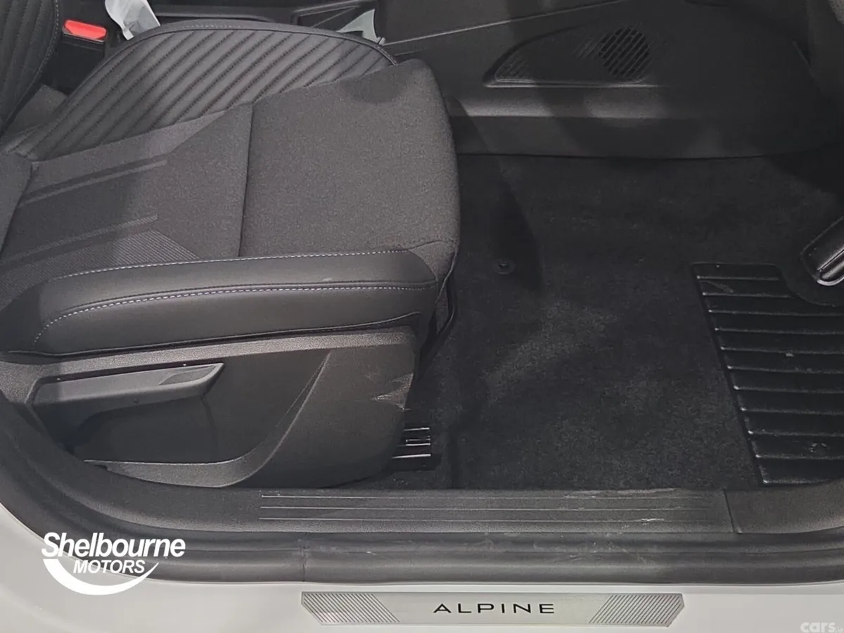 Renault Clio Hatchback, 2026, 