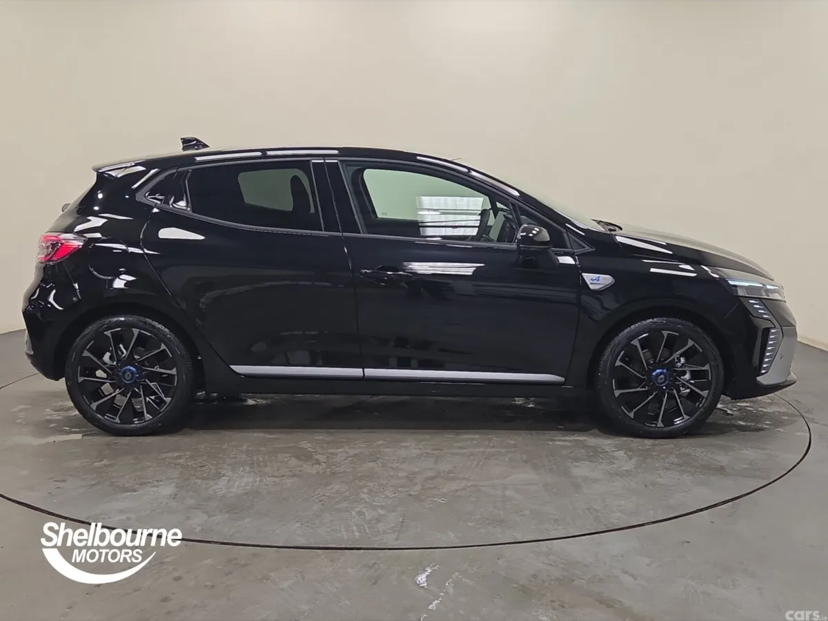 Renault Clio Hatchback, 2026, 