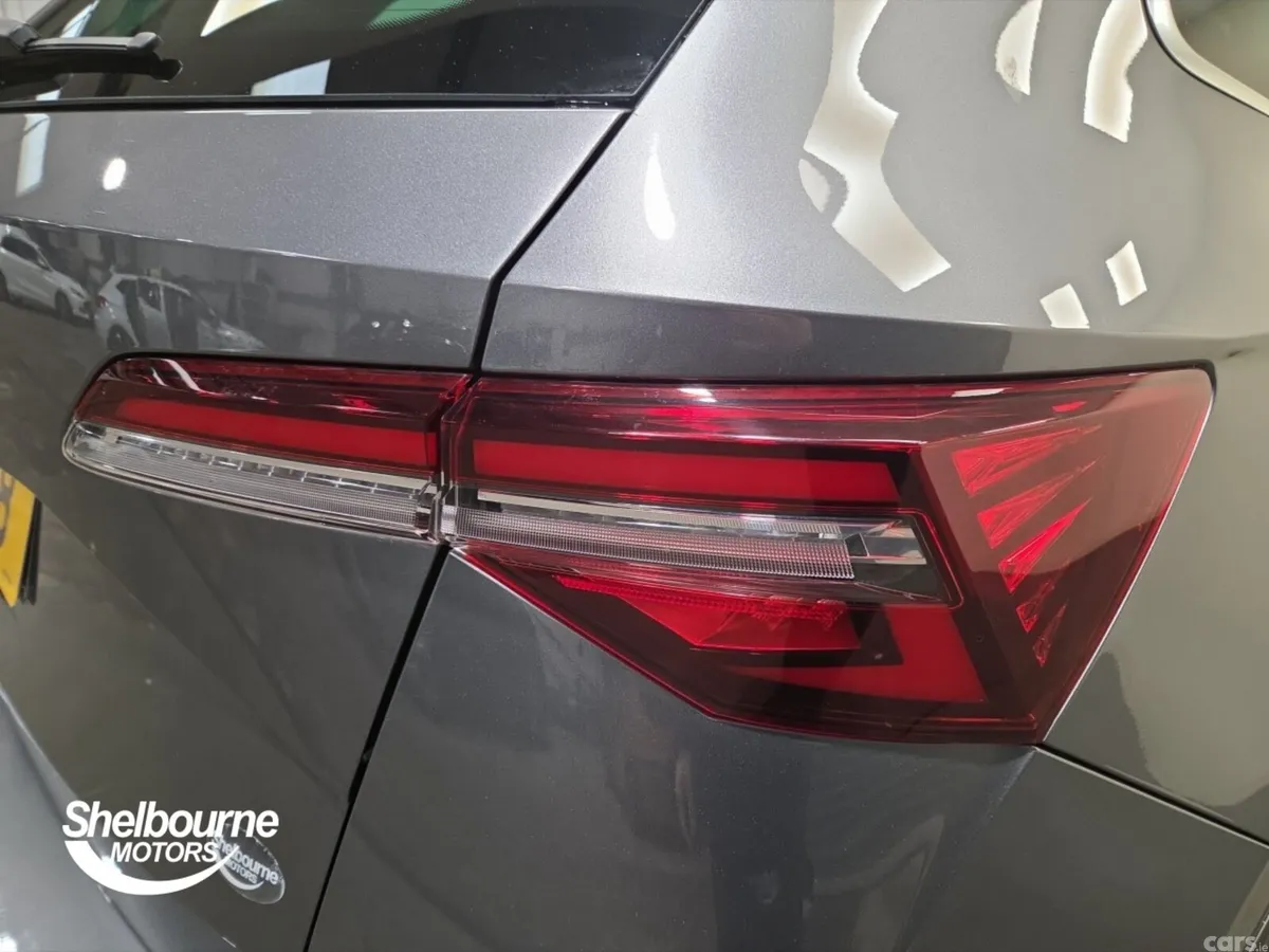 Skoda Karoq Estate, Petrol, 2023, Grey