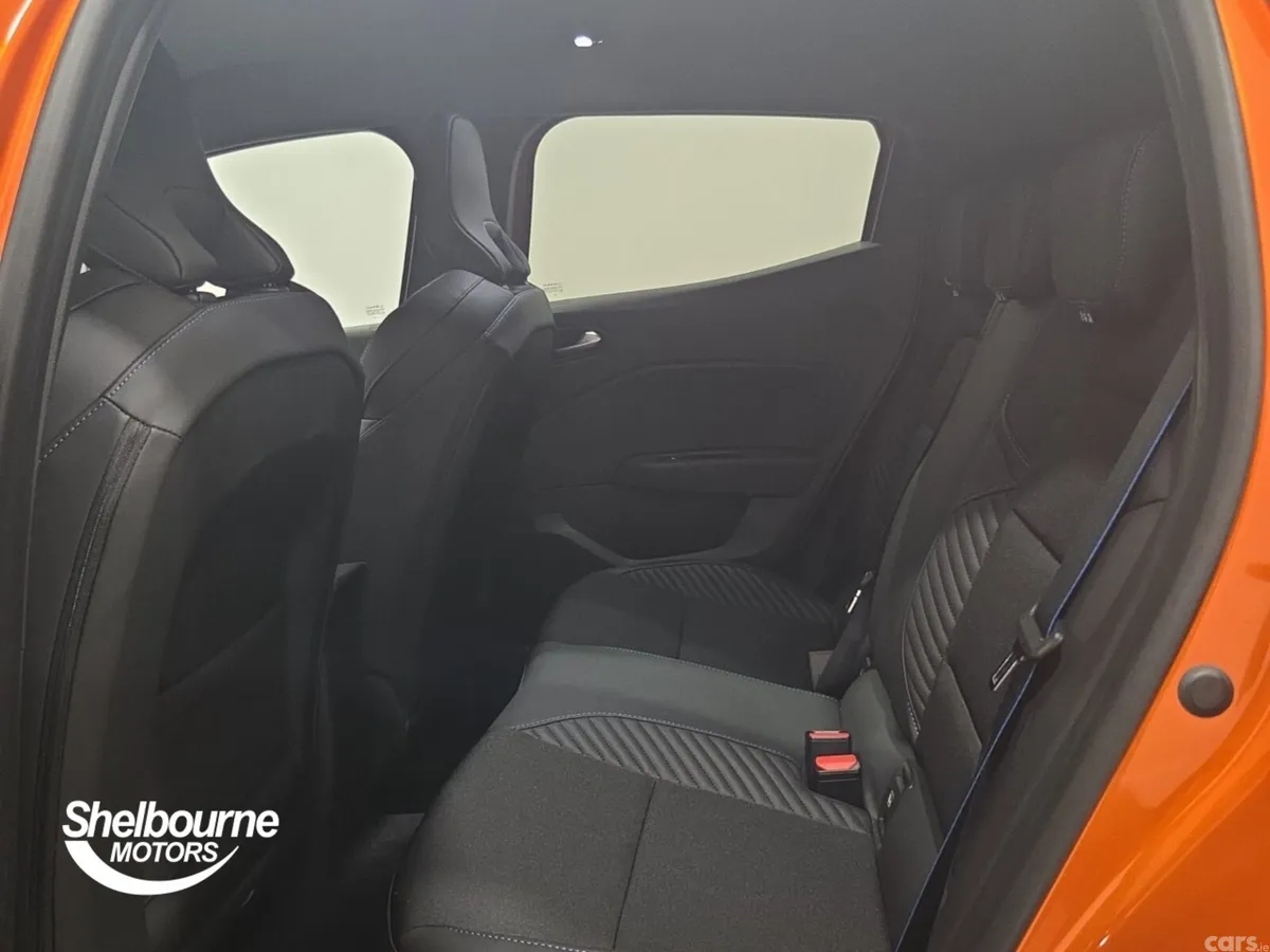Renault Clio Hatchback, 2026, 