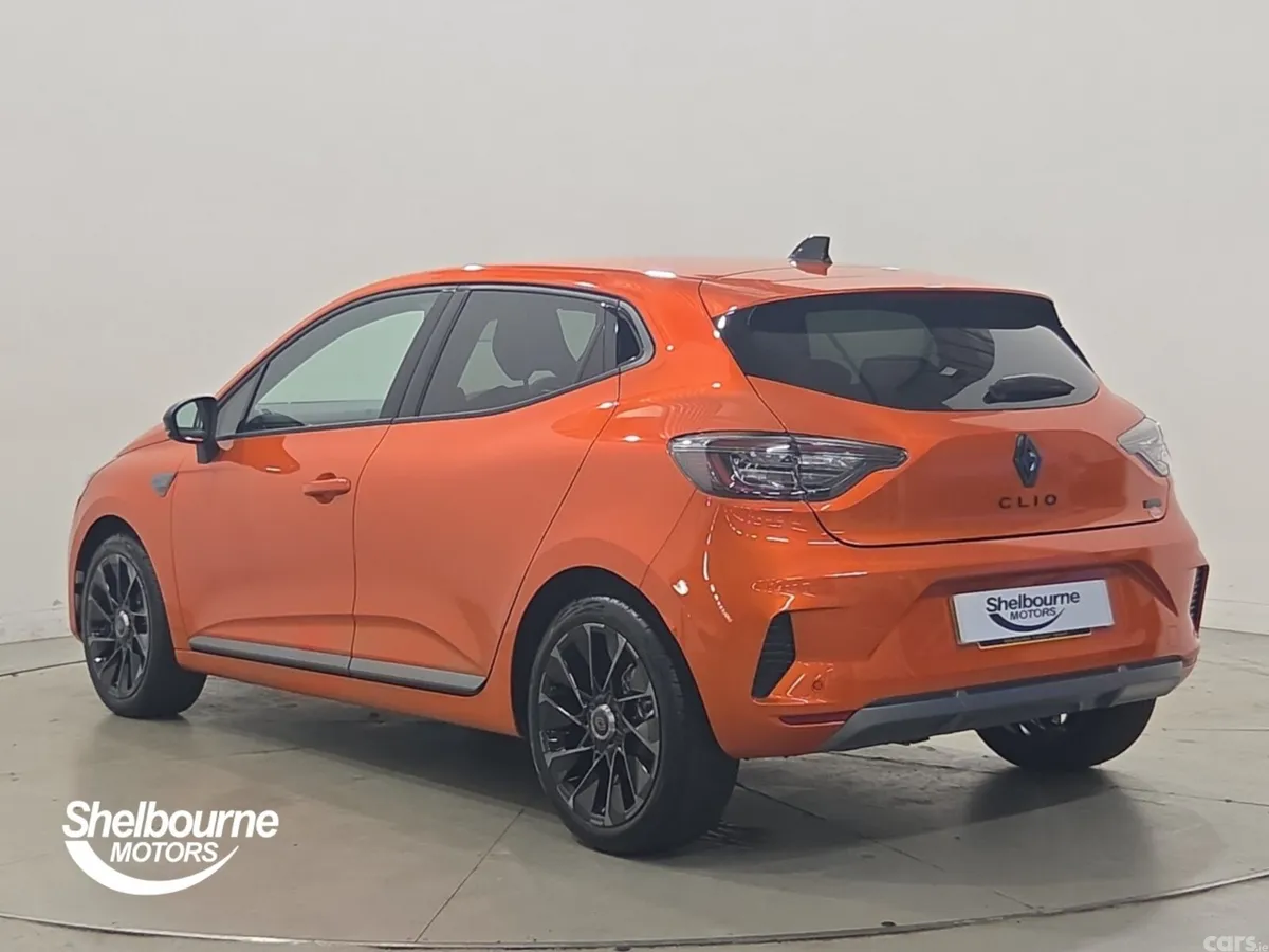 Renault Clio Hatchback, 2026, 