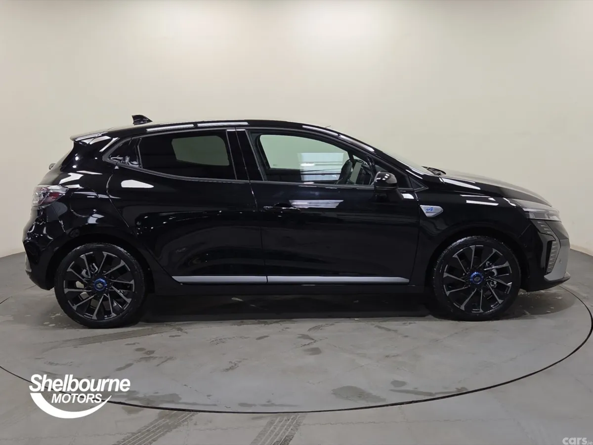 Renault Clio Hatchback, 2026, 