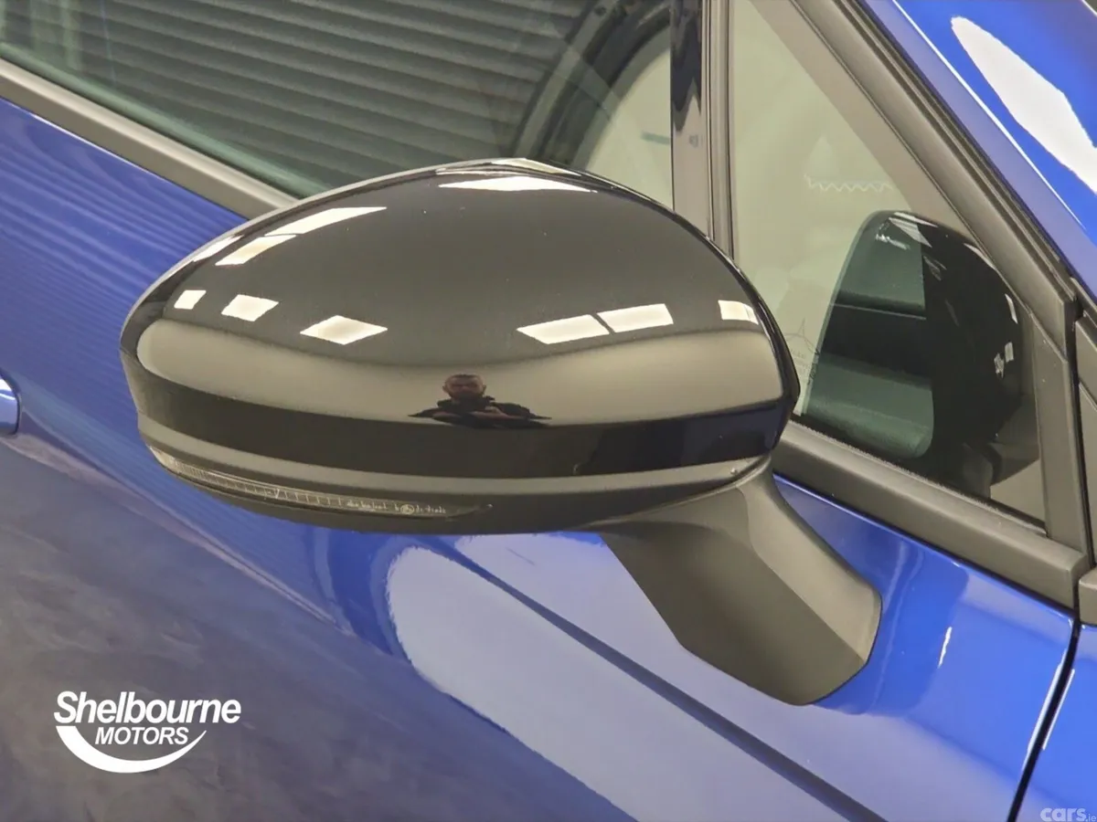 Renault Clio Hatchback, 2026, 