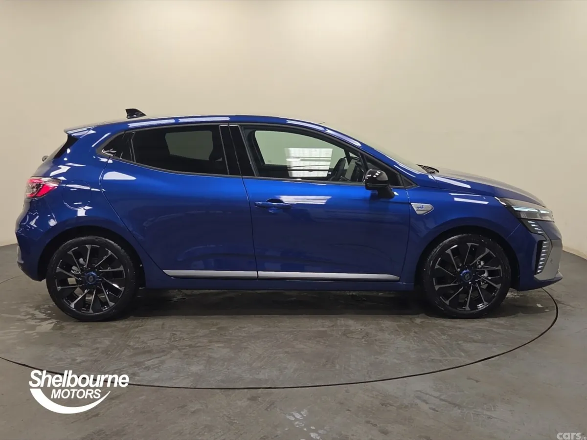 Renault Clio Hatchback, 2026, 