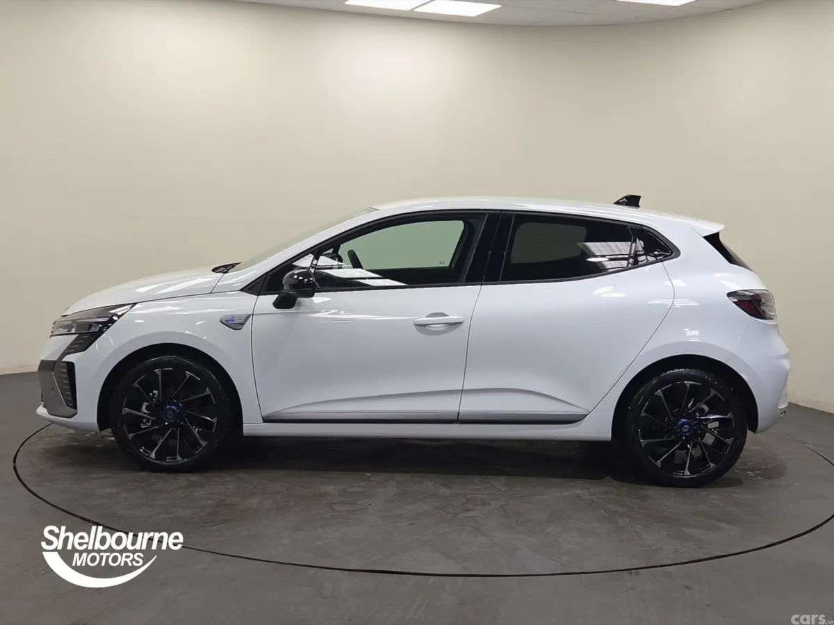 Renault Clio Hatchback, 2026, 