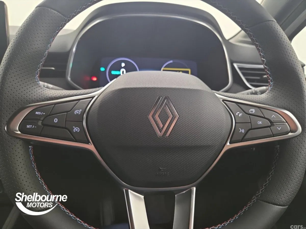Renault Clio Hatchback, 2026, 