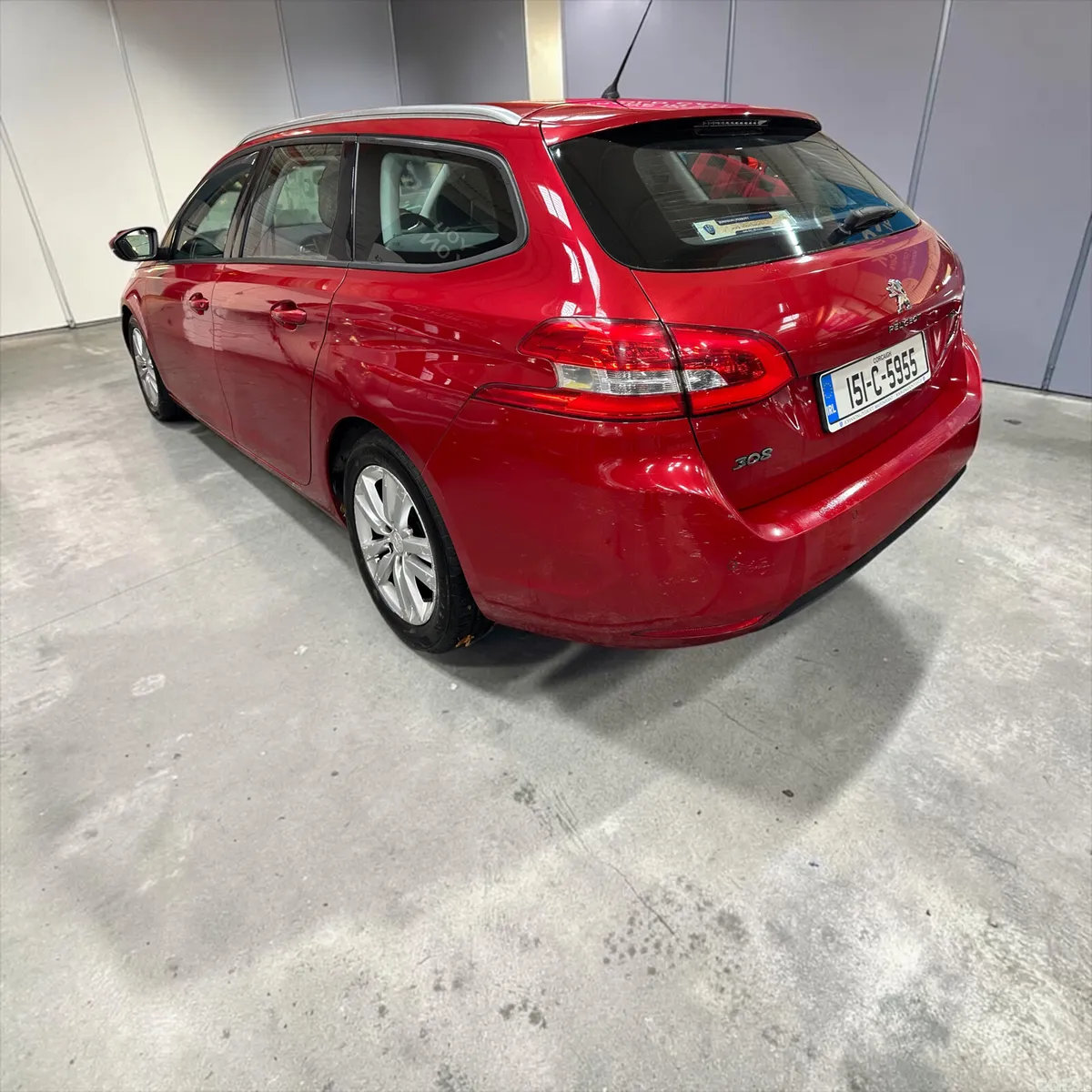 Peugeot 308 Estate, Diesel, 2015, Red
