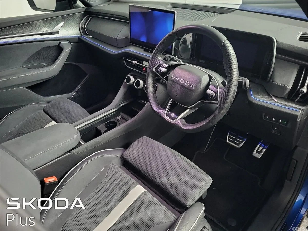 Skoda Kodiaq SUV, Petrol Plug-in Hybrid, 2026, Blue