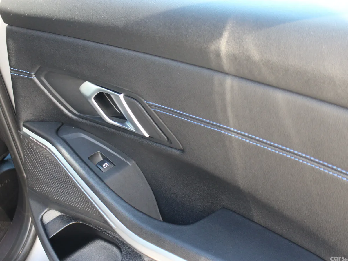 BMW 3-Series Saloon, Petrol Hybrid, 2024, Grey