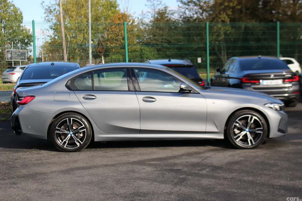 BMW 3-Series Saloon, Petrol Hybrid, 2024, Grey