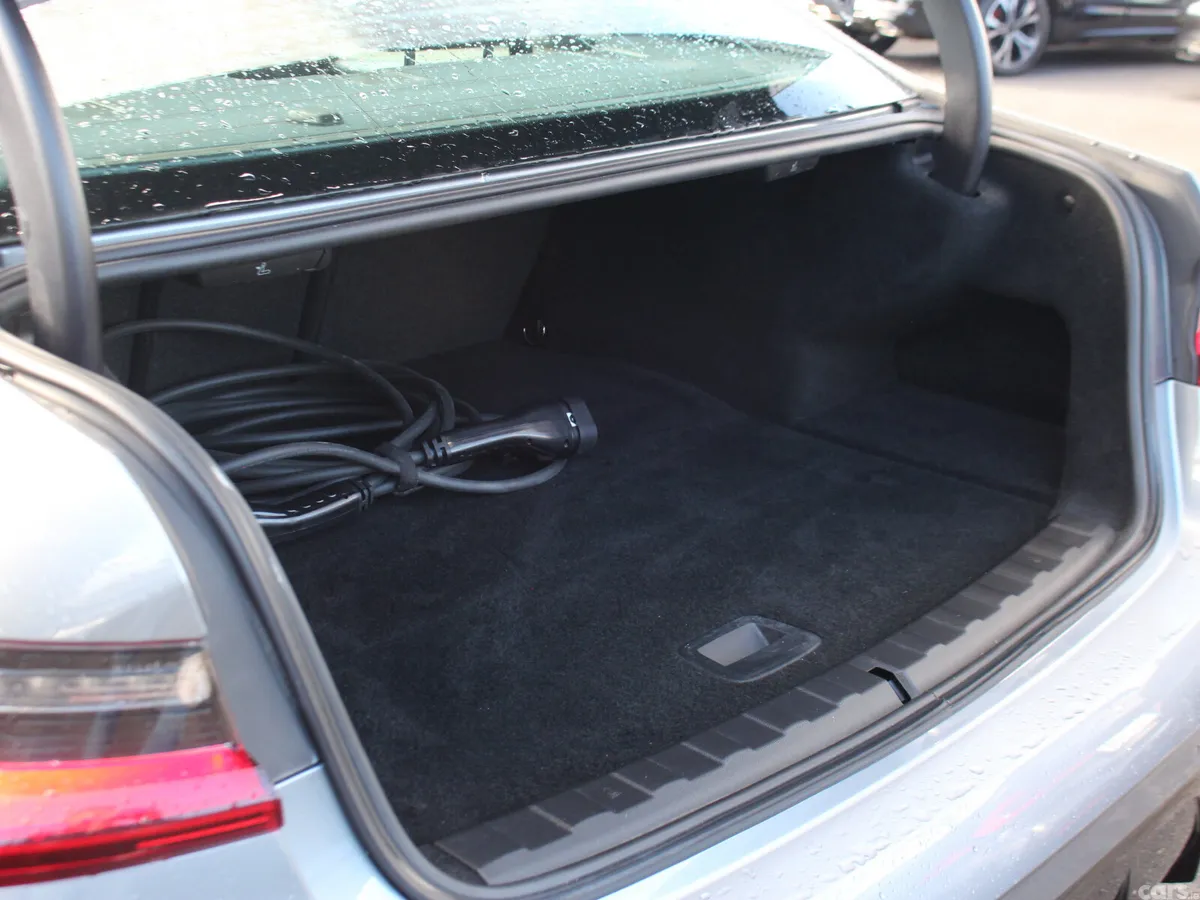 BMW 3-Series Saloon, Petrol Hybrid, 2024, Grey