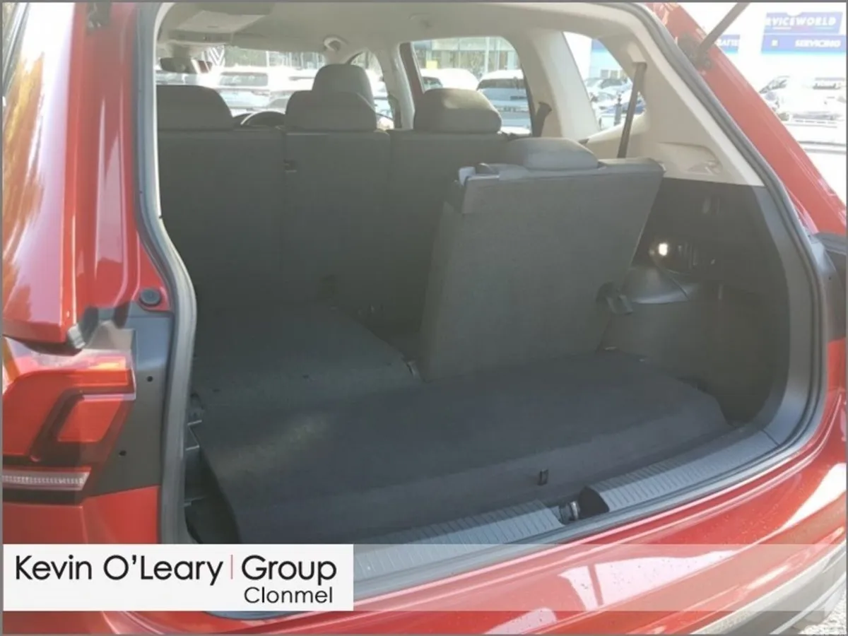 Volkswagen Tiguan SUV, Diesel, 2022, Red