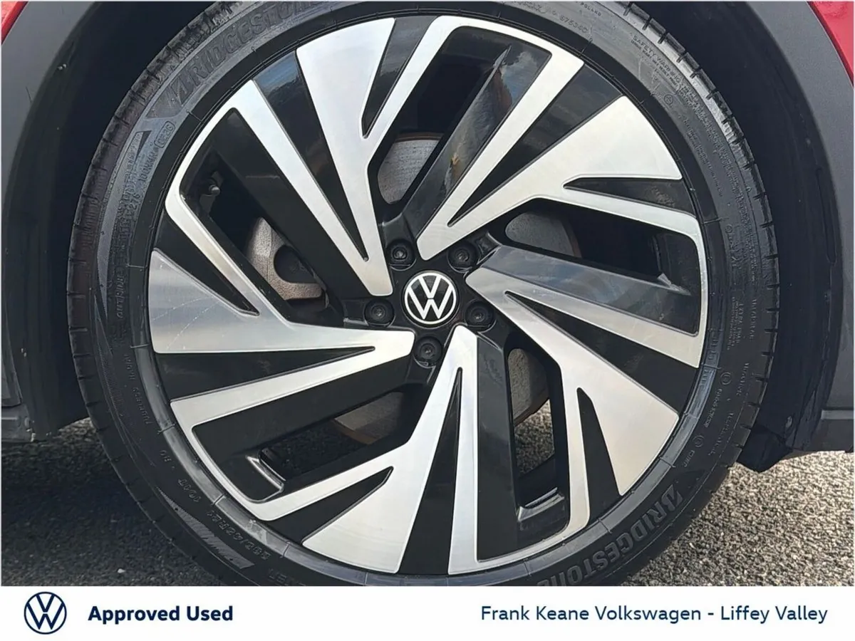 Volkswagen ID.5 SUV, Electric, 2023, Red