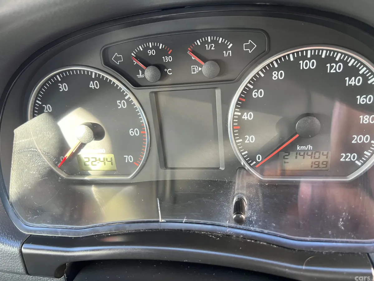 Volkswagen Polo Hatchback, Petrol, 2007, Silver