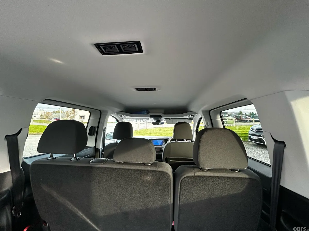 Ford Tourneo Connect MPV, Diesel, 2025, Grey