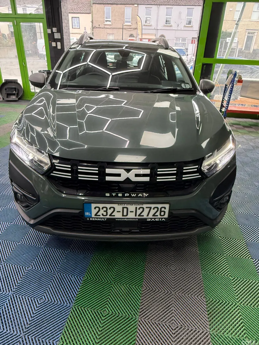 Dacia Sandero Stepway Hatchback, Petrol, 2023, Grey
