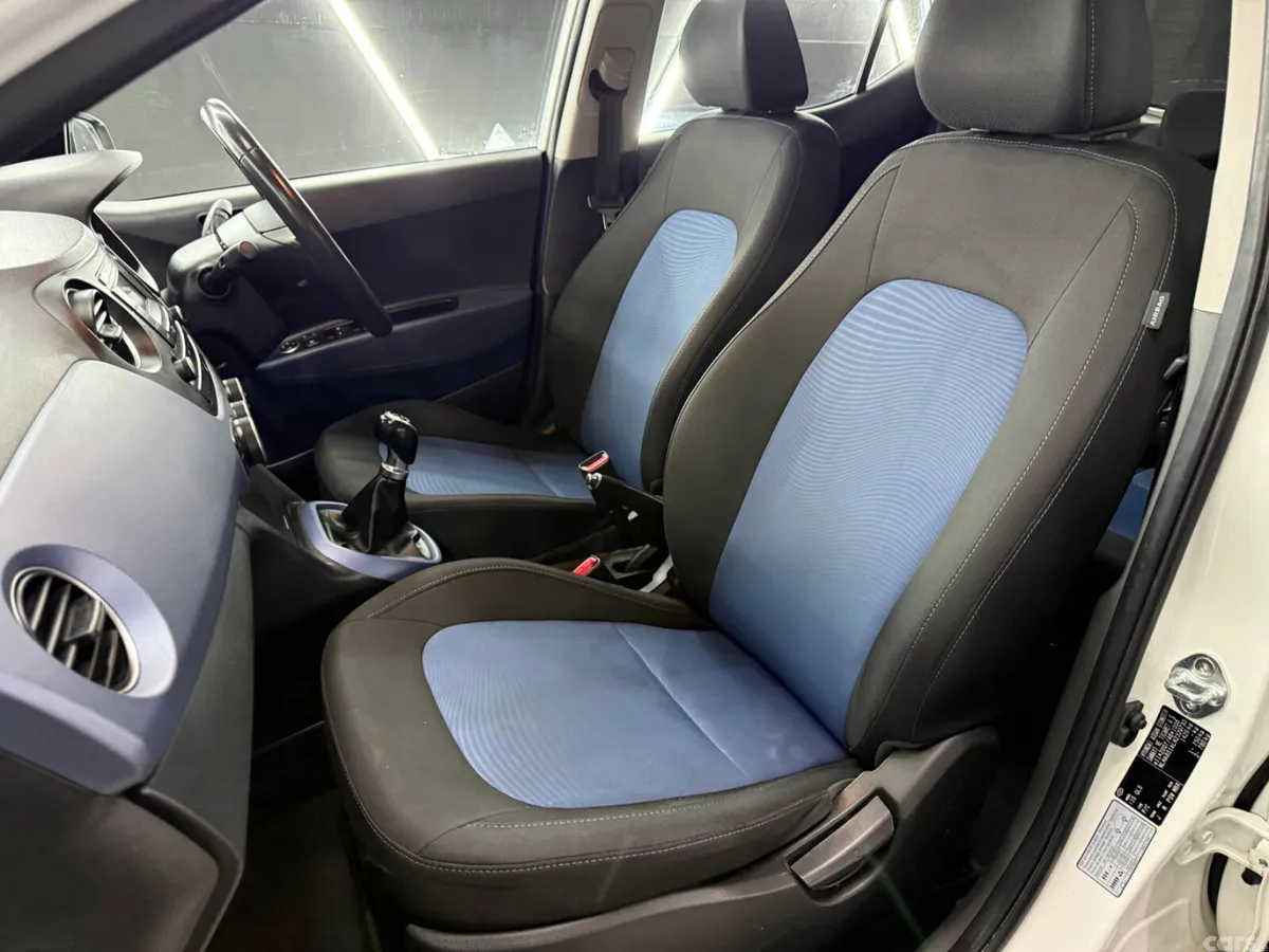 Hyundai i10 Hatchback, Petrol, 2017, White