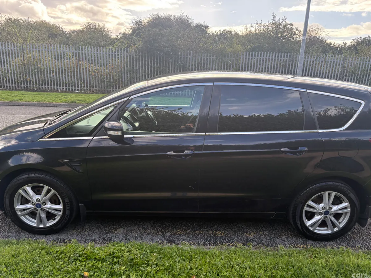 Ford S-Max MPV, Diesel, 2017, Black