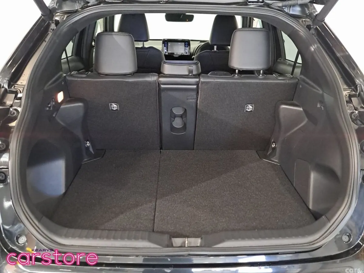 Toyota Yaris Cross MPV, Petrol Hybrid, 2023, Black