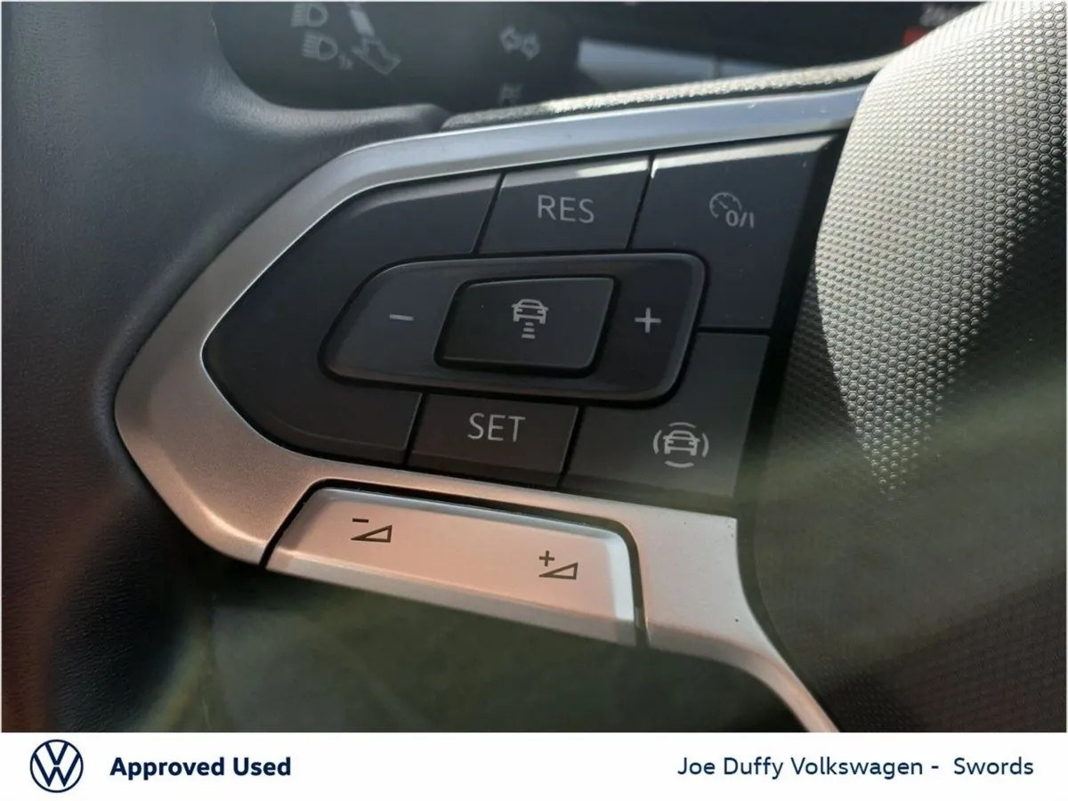 Volkswagen T-Roc SUV, Petrol, 2024, Grey