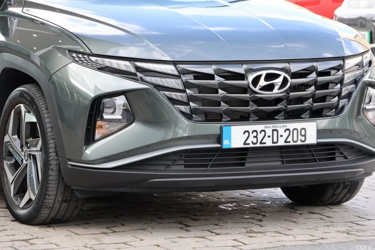 Hyundai Tucson SUV, Petrol Plug-in Hybrid, 2023, Grey