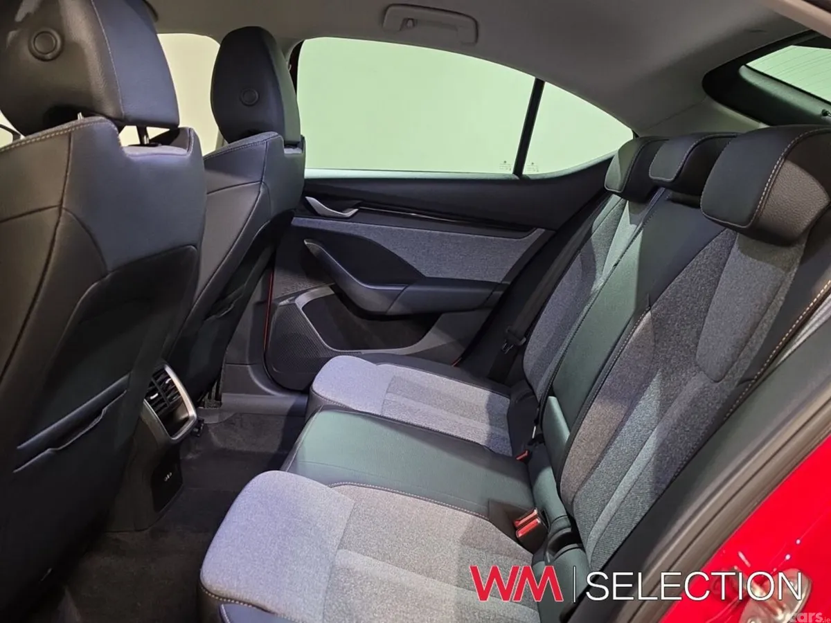 Skoda Octavia Saloon, Diesel, 2026, Red