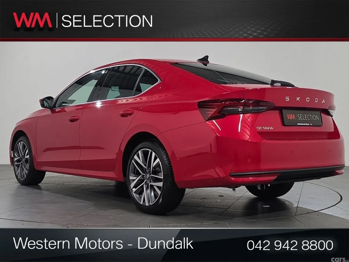 Skoda Octavia Saloon, Diesel, 2026, Red