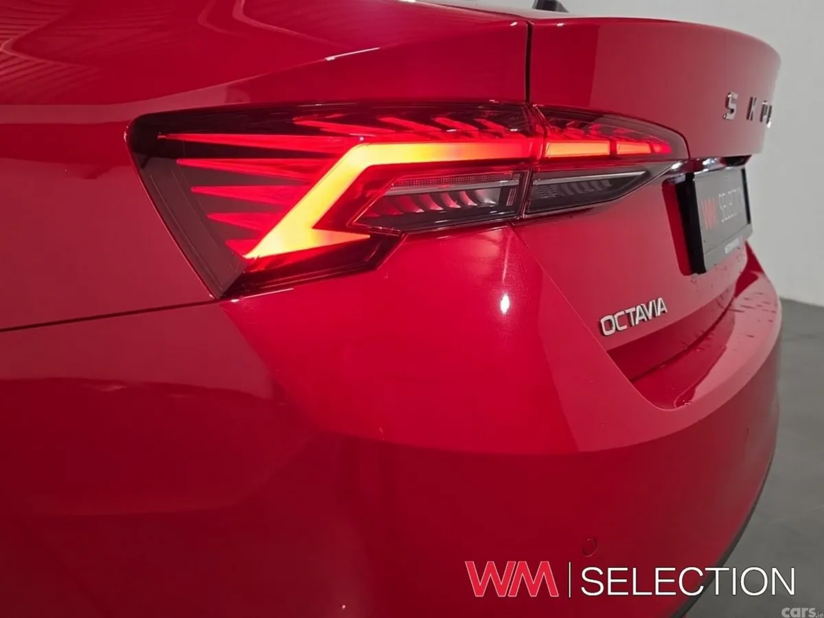 Skoda Octavia Saloon, Diesel, 2026, Red