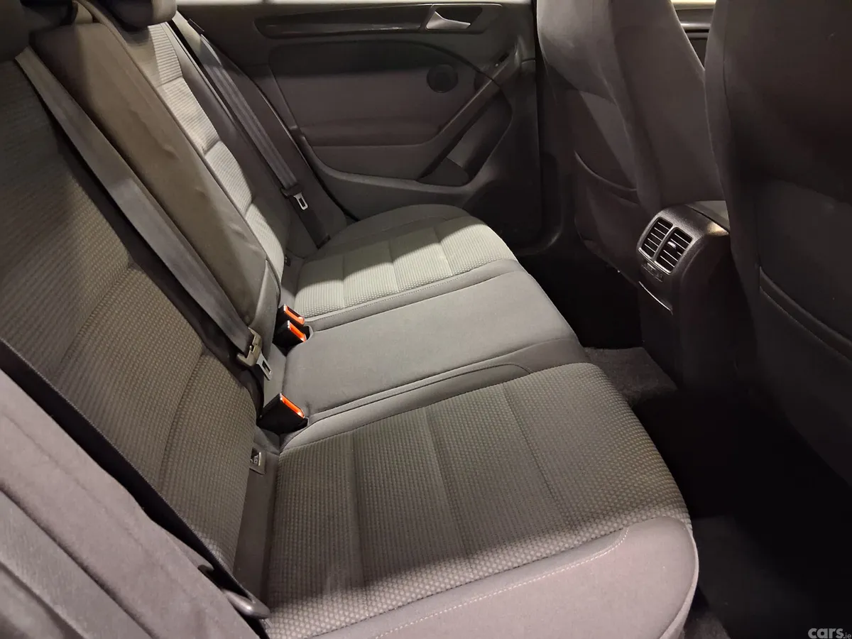 Volkswagen Golf Hatchback, Petrol, 2012, Silver