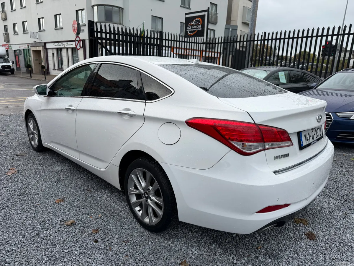 Hyundai i40 Saloon, Diesel, 2014, White