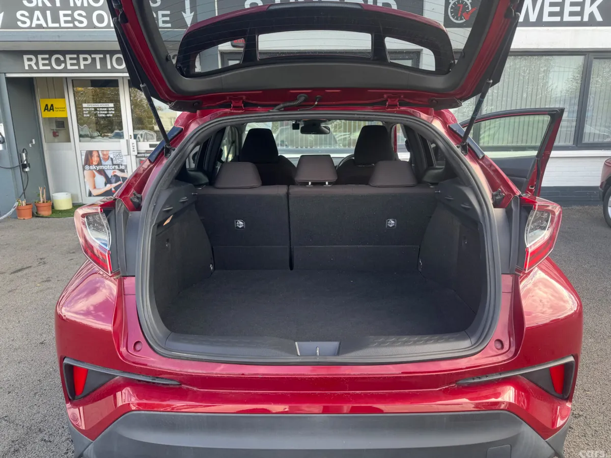 Toyota C-HR Hatchback, Petrol Hybrid, 2019, Red