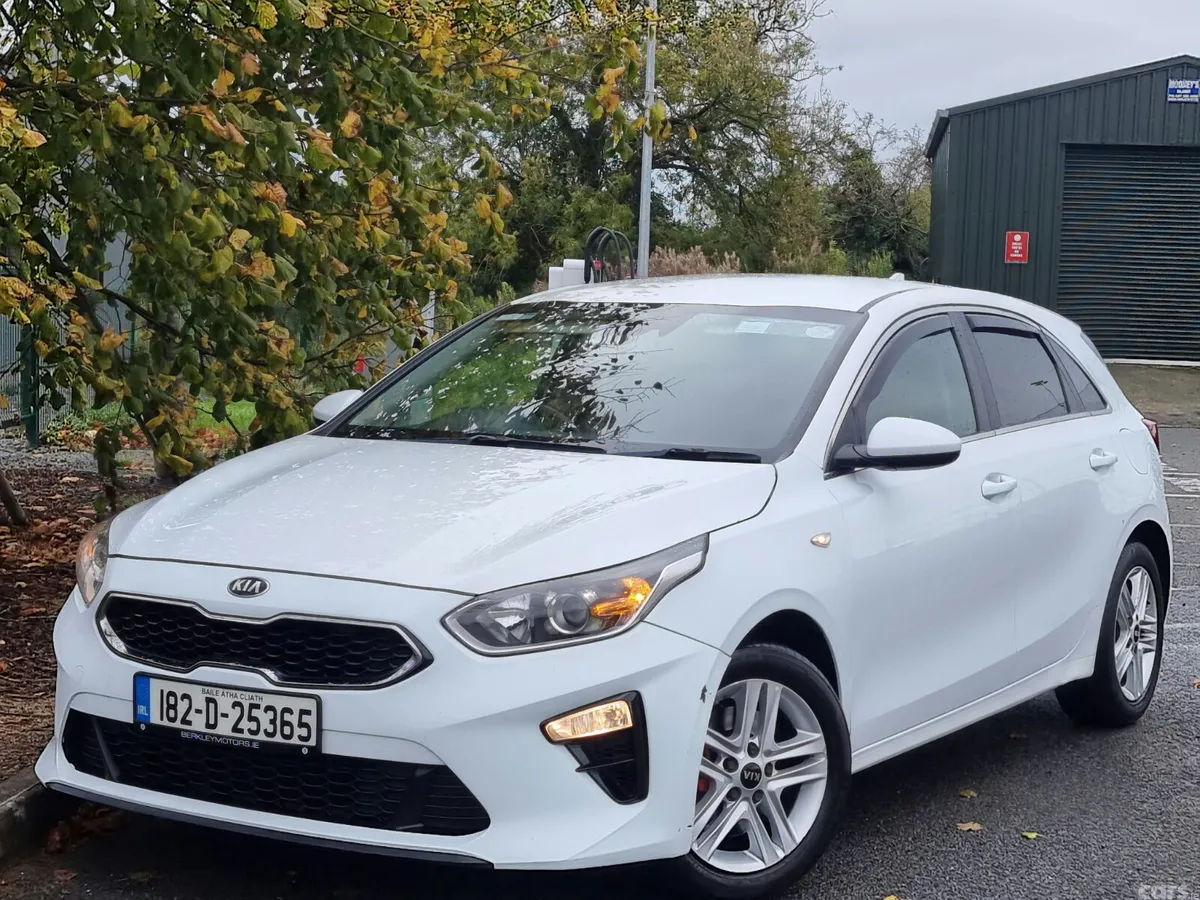 Kia Ceed Hatchback, Petrol, 2018, White