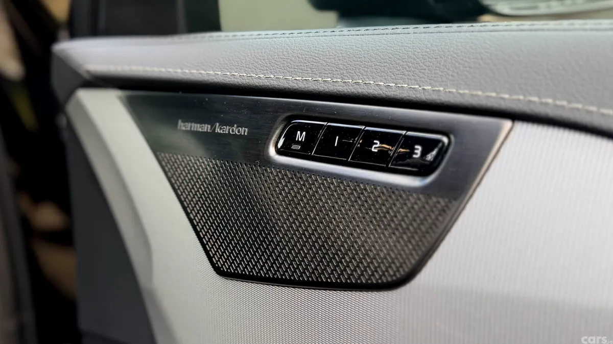 Volvo XC90 SUV, Petrol Plug-in Hybrid, 2023, Black