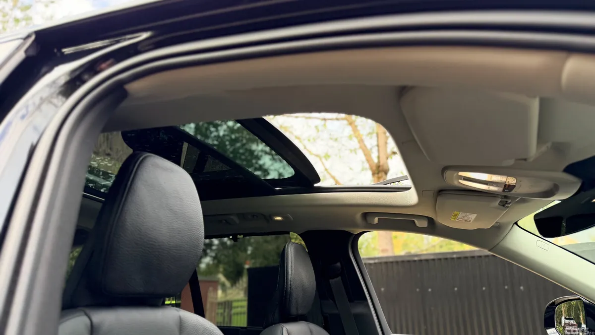 Volvo XC90 SUV, Petrol Plug-in Hybrid, 2023, Black
