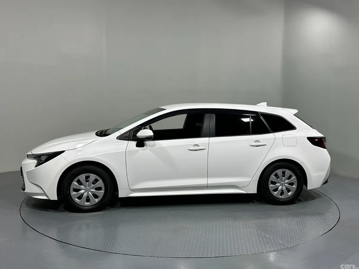 Toyota Corolla Estate, Petrol Hybrid, 2023, White