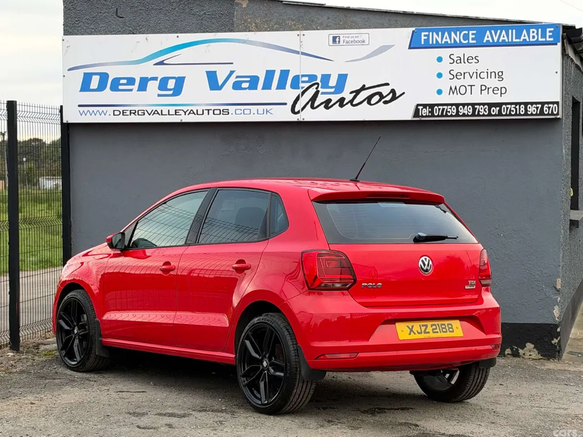 Volkswagen Polo Hatchback, Diesel, 2015, Red