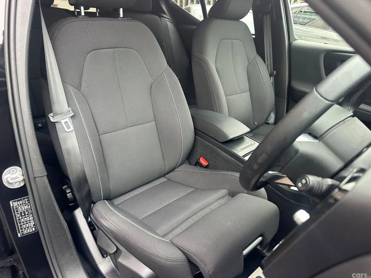 Volvo XC40 SUV, Electric, 2023, Black
