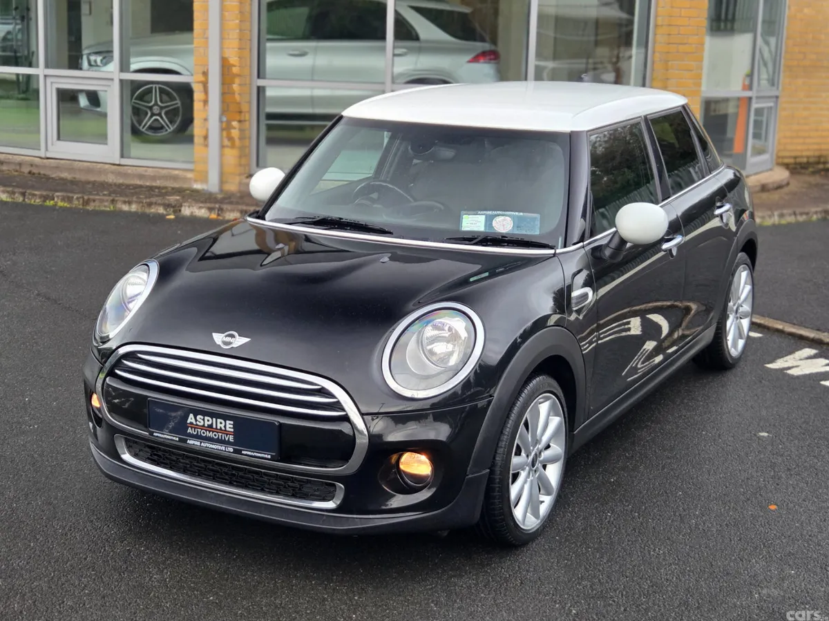 Mini Cooper Hatchback, Diesel, 2015, Black