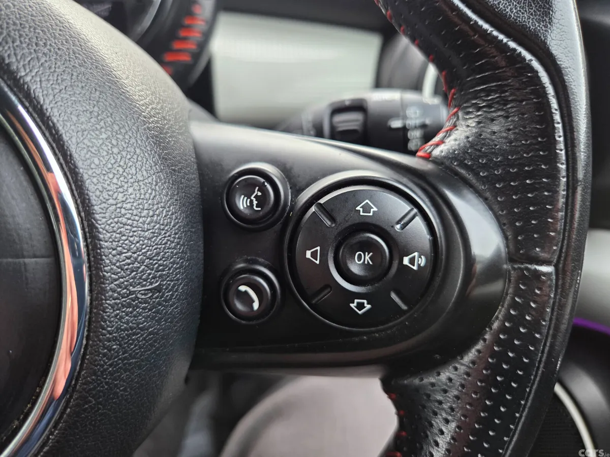 Mini Cooper Hatchback, Diesel, 2015, Black