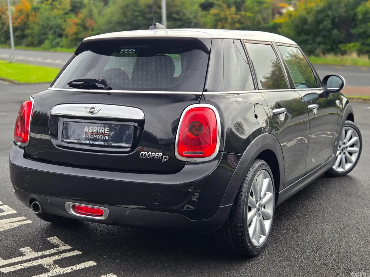 Mini Cooper Hatchback, Diesel, 2015, Black